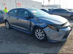 5YFEPMAE4MP180422 2021 TOYOTA COROLLA