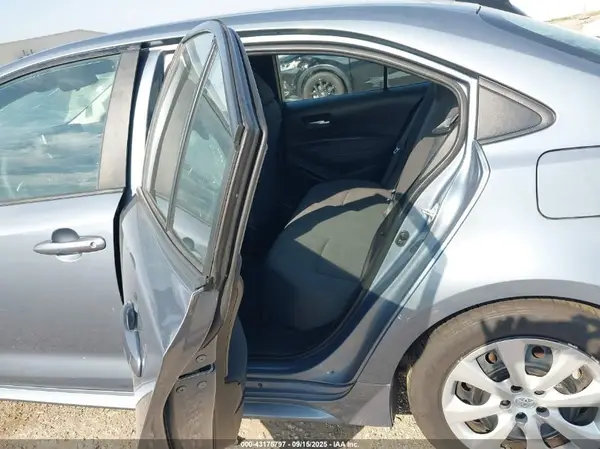 5YFEPMAE4MP180422 2021 TOYOTA COROLLA - Image 8
