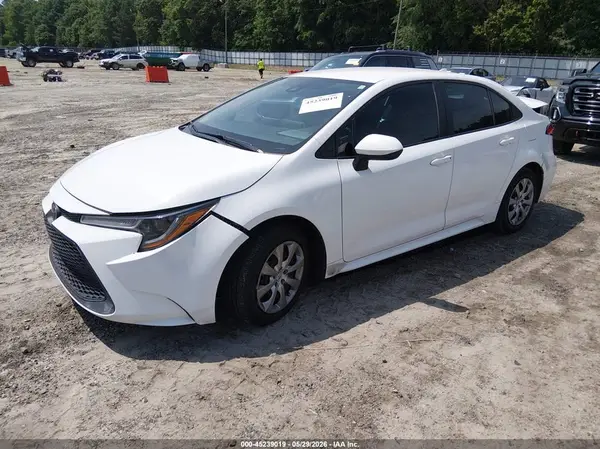 5YFEPMAE4MP190464 2021 TOYOTA COROLLA - Image 2