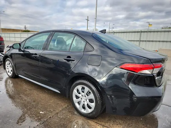 5YFEPMAE4MP204539 2021 TOYOTA COROLLA - Image 2