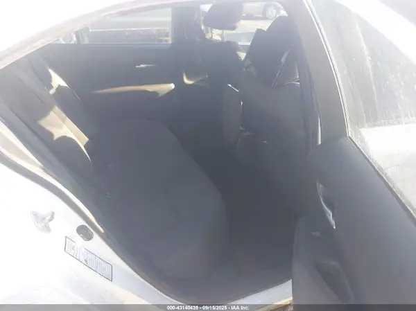 5YFEPMAE4MP205075 2021 TOYOTA COROLLA - Image 8
