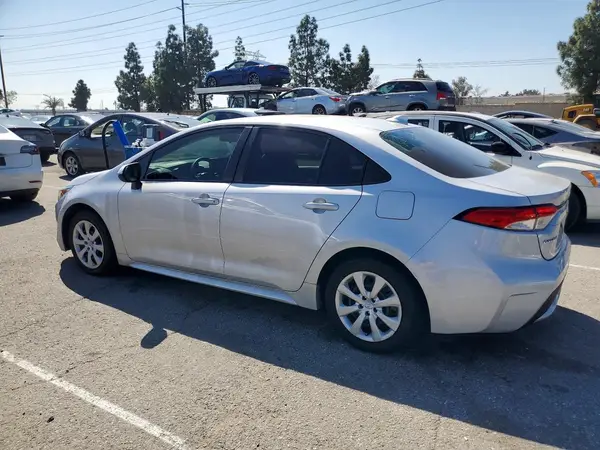 5YFEPMAE4MP207201 2021 TOYOTA COROLLA - Image 2