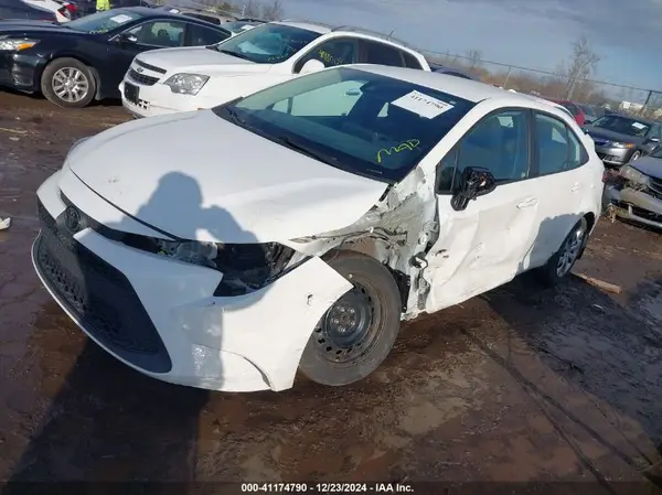 5YFEPMAE4MP209949 2021 TOYOTA COROLLA - Image 2