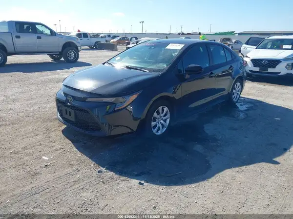 5YFEPMAE4MP215847 2021 TOYOTA COROLLA - Image 2