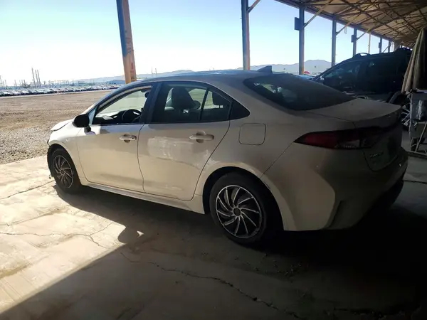 5YFEPMAE4MP233510 2021 TOYOTA COROLLA - Image 2