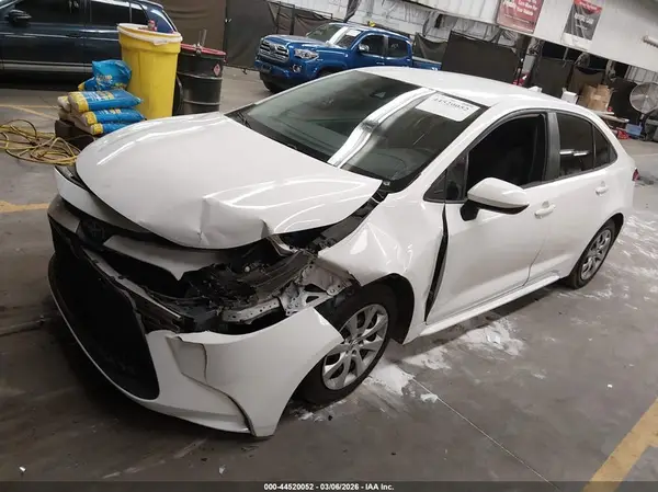 5YFEPMAE4MP234012 2021 TOYOTA COROLLA - Image 2