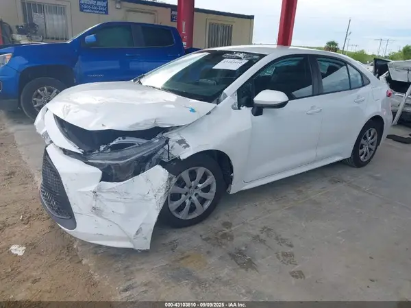 5YFEPMAE4MP236181 2021 TOYOTA COROLLA - Image 2