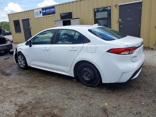 5YFEPMAE4MP237587 2021 TOYOTA COROLLA - Image 2