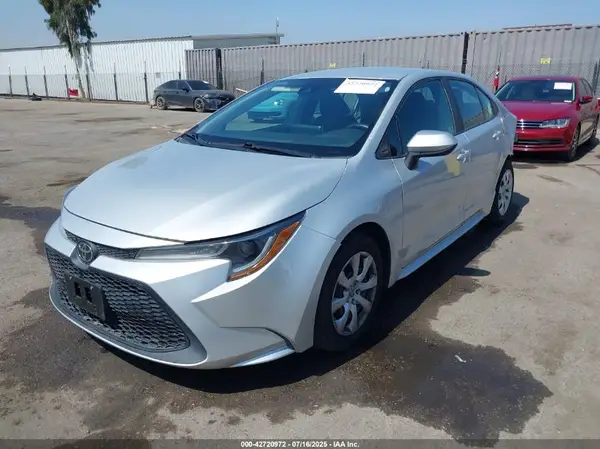 5YFEPMAE4MP244071 2021 TOYOTA COROLLA - Image 2
