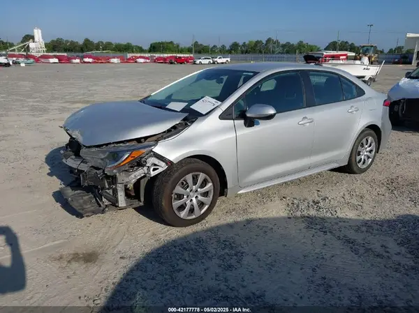 5YFEPMAE4MP248797 2021 TOYOTA COROLLA - Image 2