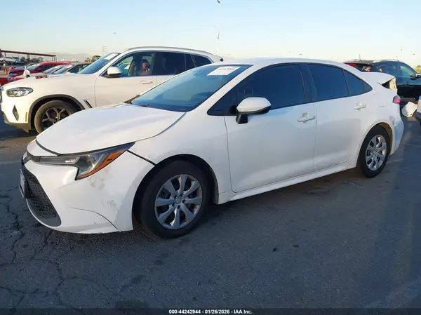 5YFEPMAE4MP251165 2021 TOYOTA COROLLA - Image 2