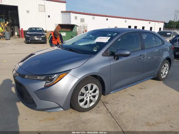 5YFEPMAE4MP251795 2021 TOYOTA COROLLA - Image 2