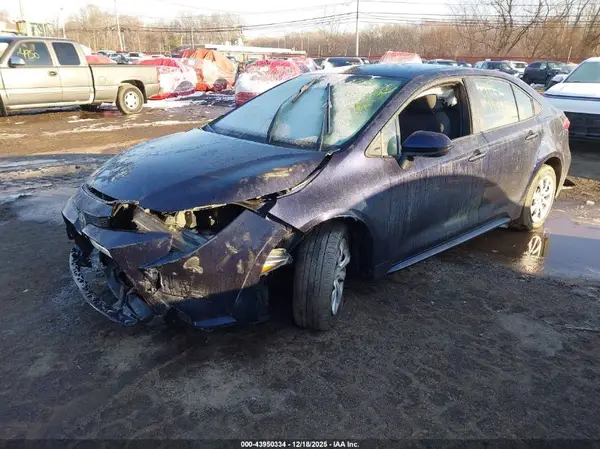 5YFEPMAE4MP255815 2021 TOYOTA COROLLA - Image 2