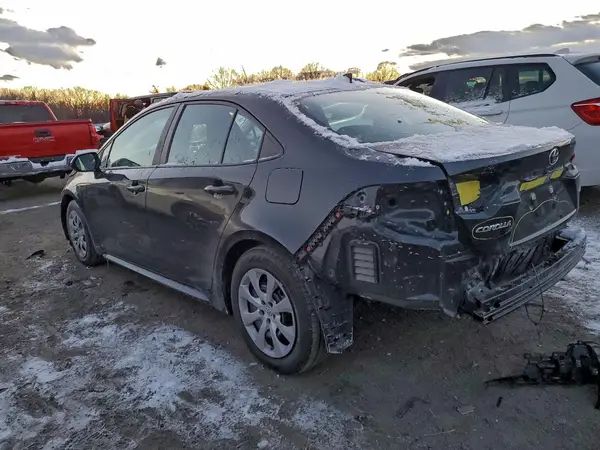 5YFEPMAE4MP257659 2021 TOYOTA COROLLA - Image 2