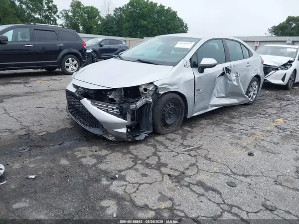 5YFEPMAE4MP260707 2021 TOYOTA COROLLA - Image 2