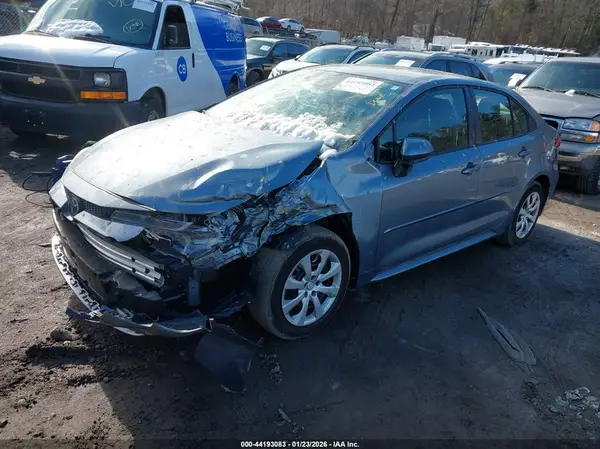 5YFEPMAE4MP266636 2021 TOYOTA COROLLA - Image 2