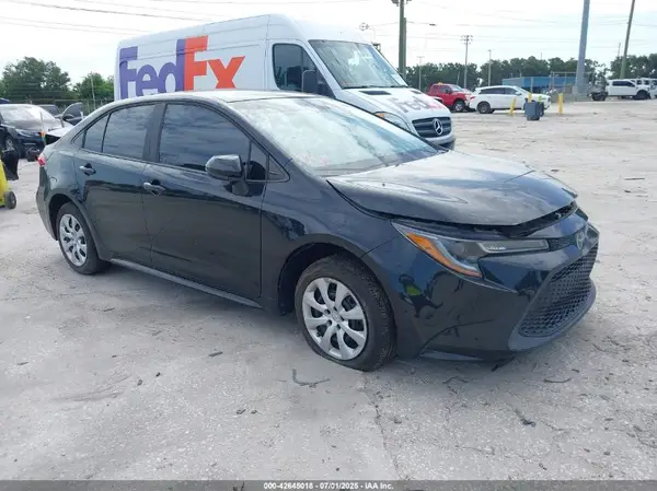 5YFEPMAE4MP267737 2021 TOYOTA COROLLA - Image 1