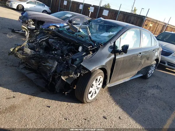5YFEPMAE4MP268595 2021 TOYOTA COROLLA - Image 2