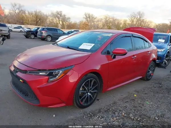 5YFEPMAE4MP271271 2021 TOYOTA COROLLA - Image 2