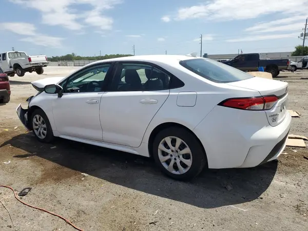 5YFEPMAE4NP272244 2022 TOYOTA COROLLA - Image 2