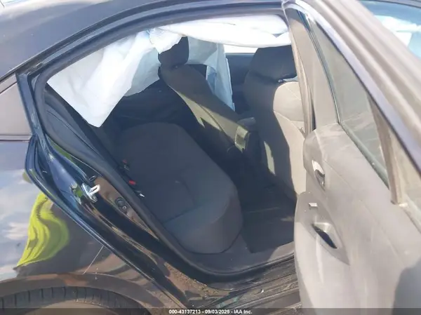 5YFEPMAE4NP272275 2022 TOYOTA COROLLA - Image 8