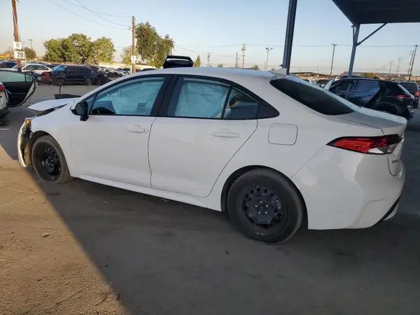 5YFEPMAE4NP276438 2022 TOYOTA COROLLA - Image 2