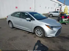 5YFEPMAE4NP277864 2022 TOYOTA COROLLA