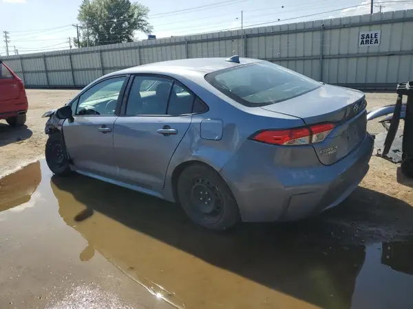 5YFEPMAE4NP278898 2022 TOYOTA COROLLA - Image 2