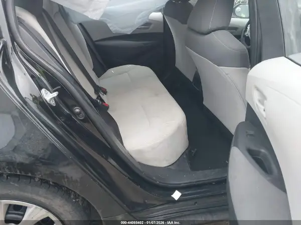 5YFEPMAE4NP278903 2022 TOYOTA COROLLA - Image 8