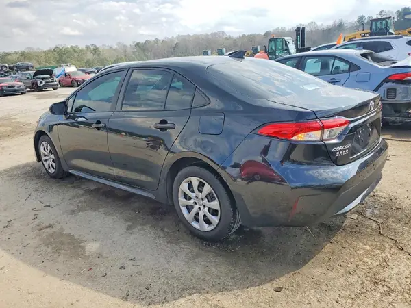 5YFEPMAE4NP284104 2022 TOYOTA COROLLA - Image 2