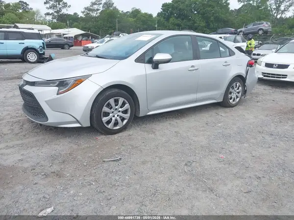 5YFEPMAE4NP288735 2022 TOYOTA COROLLA - Image 2