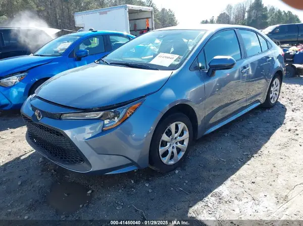 5YFEPMAE4NP294650 2022 TOYOTA COROLLA - Image 2