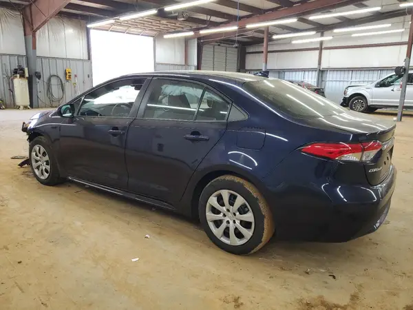 5YFEPMAE4NP297760 2022 TOYOTA COROLLA - Image 2