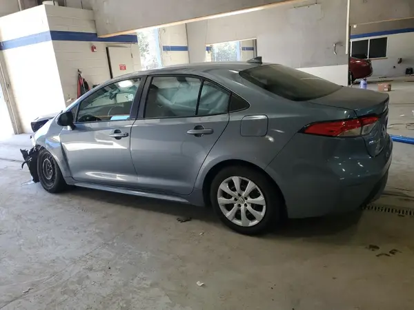 5YFEPMAE4NP299878 2022 TOYOTA COROLLA - Image 2
