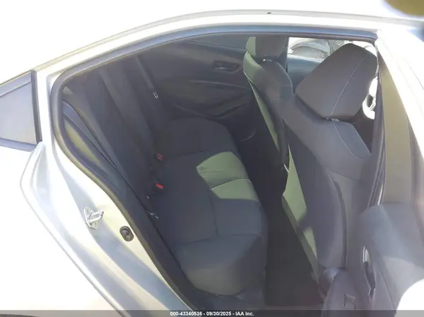 5YFEPMAE4NP300415 2022 TOYOTA COROLLA - Image 8