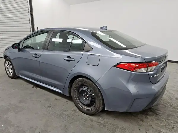 5YFEPMAE4NP303668 2022 TOYOTA COROLLA - Image 2