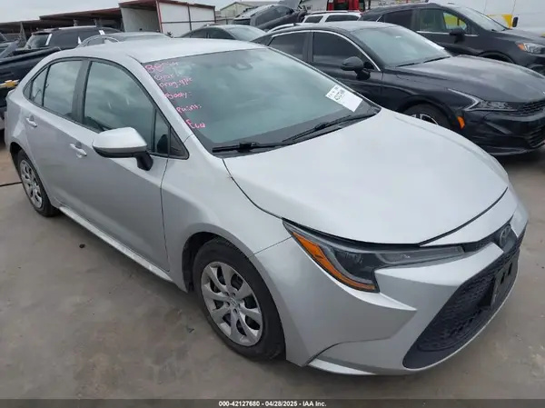 5YFEPMAE4NP307655 2022 TOYOTA COROLLA - Image 1