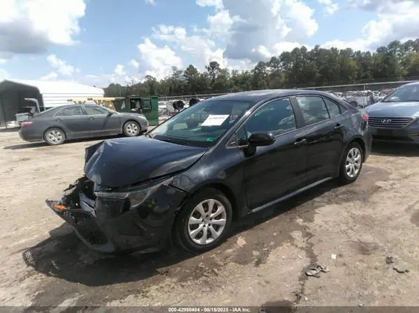 5YFEPMAE4NP311012 2022 TOYOTA COROLLA - Image 2