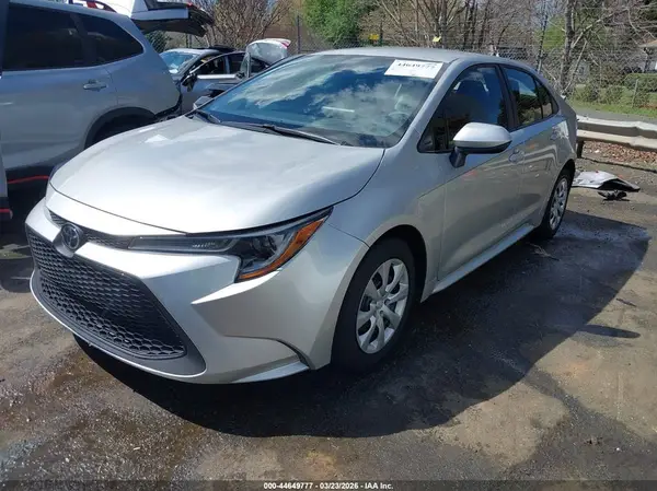 5YFEPMAE4NP313682 2022 TOYOTA COROLLA - Image 2