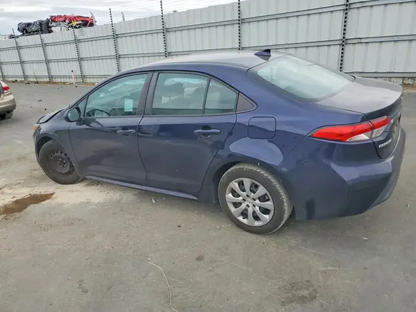 5YFEPMAE4NP313830 2022 TOYOTA COROLLA - Image 2