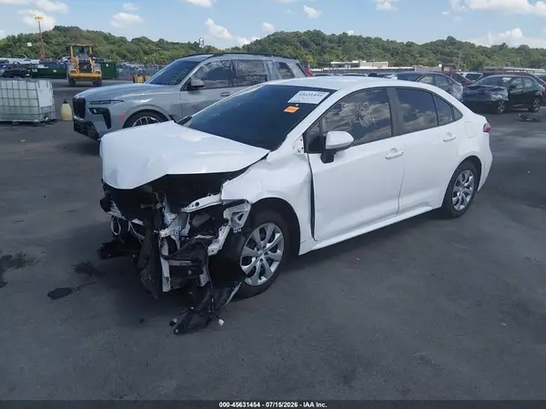 5YFEPMAE4NP315707 2022 TOYOTA COROLLA - Image 2