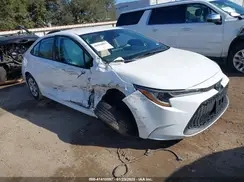 5YFEPMAE4NP325766 2022 TOYOTA COROLLA