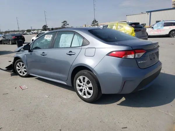 5YFEPMAE4NP327002 2022 TOYOTA COROLLA - Image 2