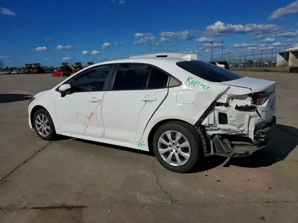 5YFEPMAE4NP329526 2022 TOYOTA COROLLA - Image 2