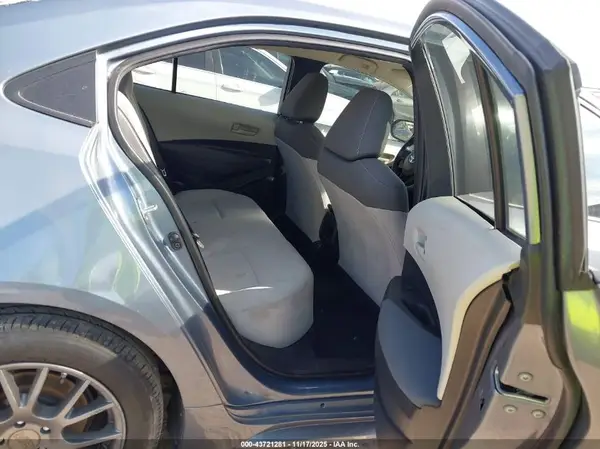 5YFEPMAE4NP330367 2022 TOYOTA COROLLA - Image 8