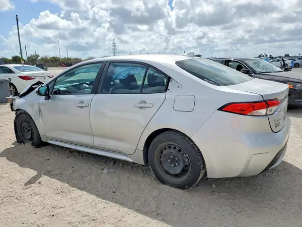 5YFEPMAE4NP338632 2022 TOYOTA COROLLA - Image 2