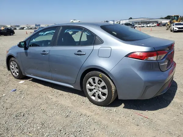5YFEPMAE4NP340767 2022 TOYOTA COROLLA - Image 2