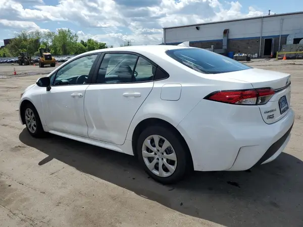 5YFEPMAE4NP341837 2022 TOYOTA COROLLA - Image 2