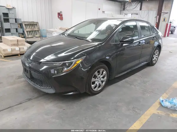 5YFEPMAE4NP342762 2022 TOYOTA COROLLA - Image 2