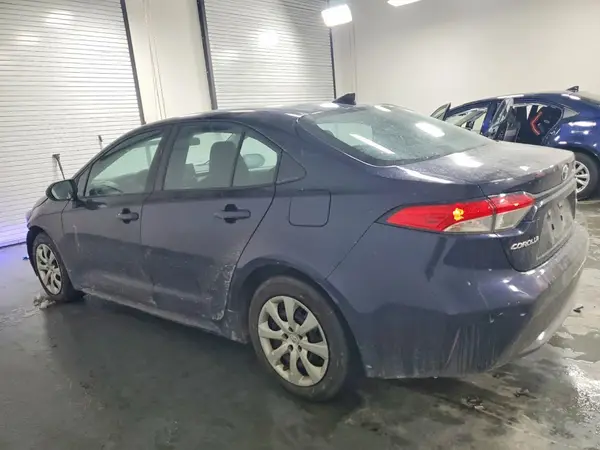 5YFEPMAE4NP344169 2022 TOYOTA COROLLA - Image 2